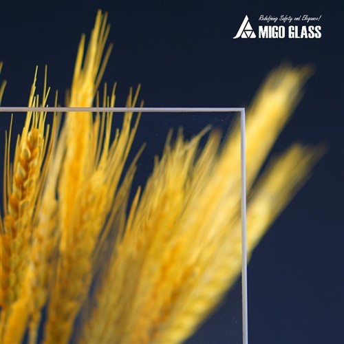 3.2mm Tempered Ultra Clear Float Quyosh oynasi